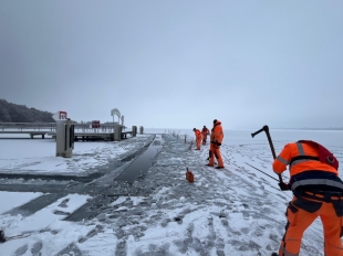 Eisfreischneiden©StadtWarenM