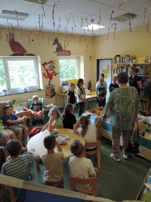 Übergabe Blindenbuch